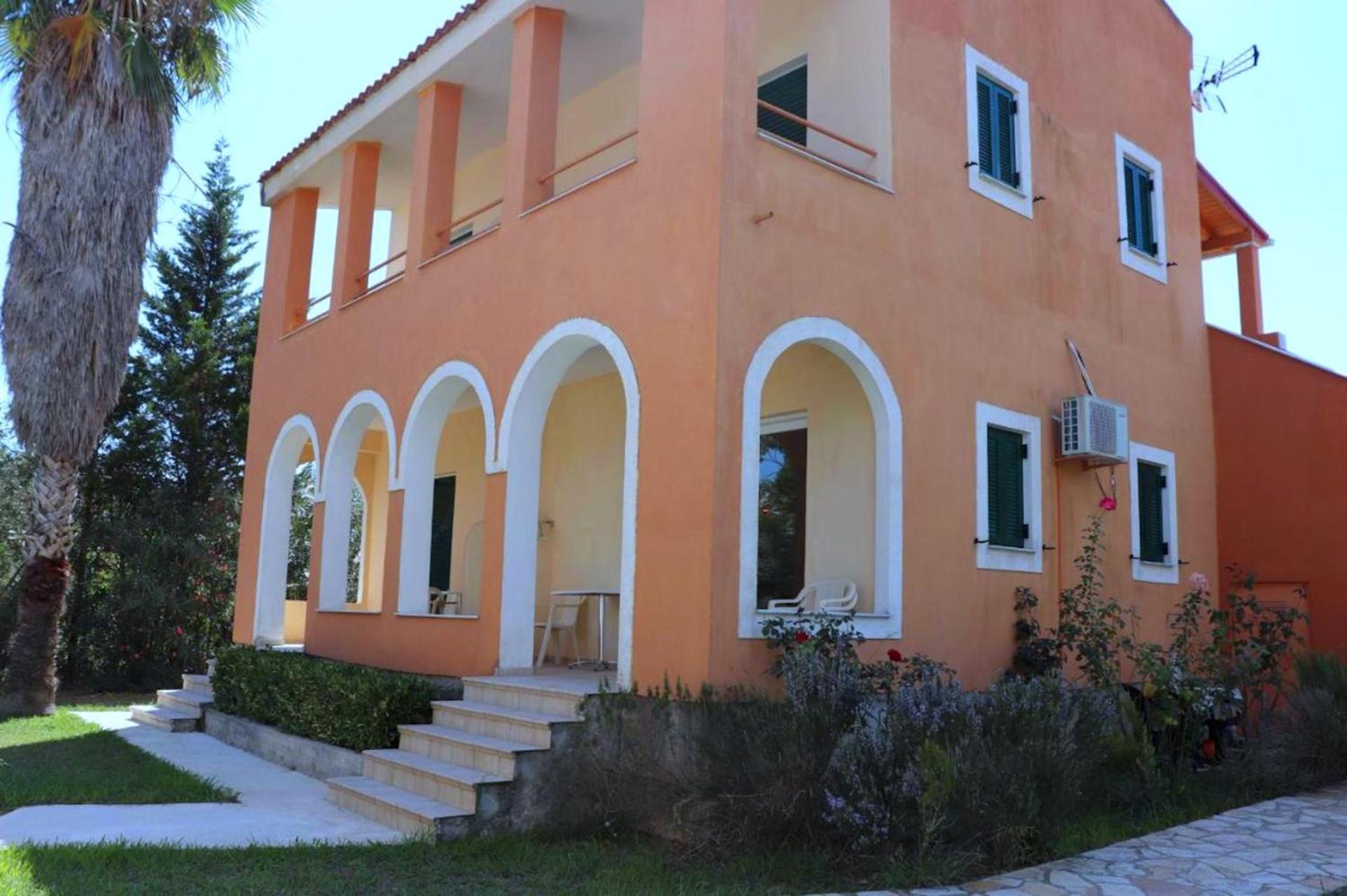 Irini Apartments And Studios Kavos Exterior photo