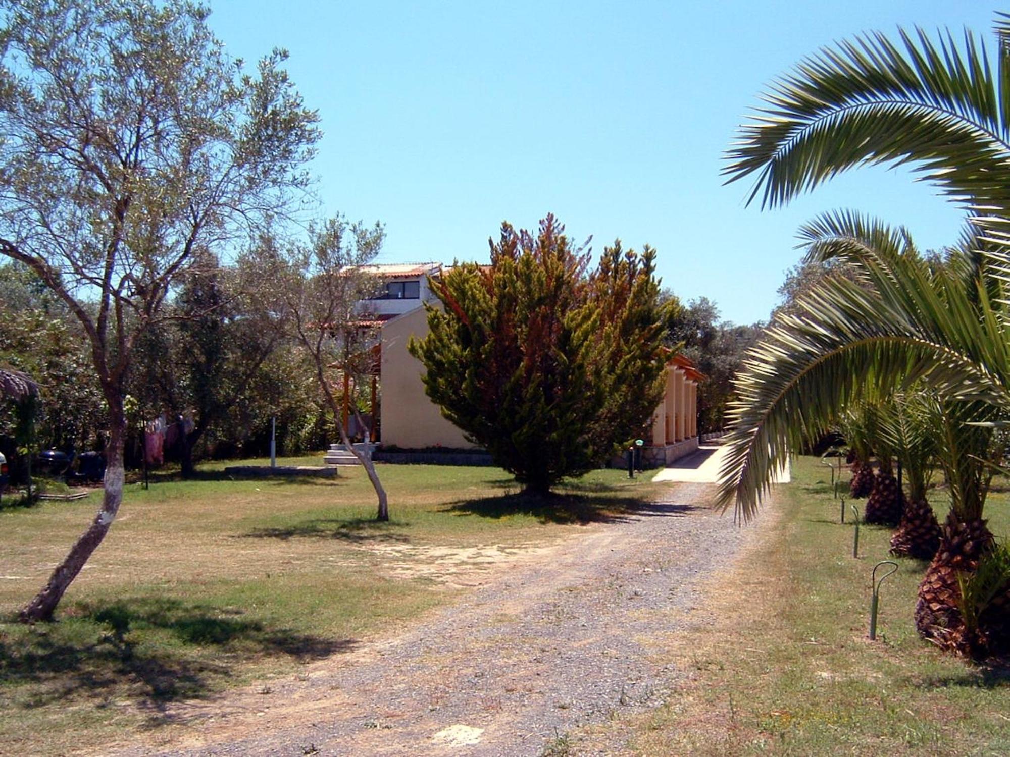 Irini Apartments And Studios Kavos Exterior photo